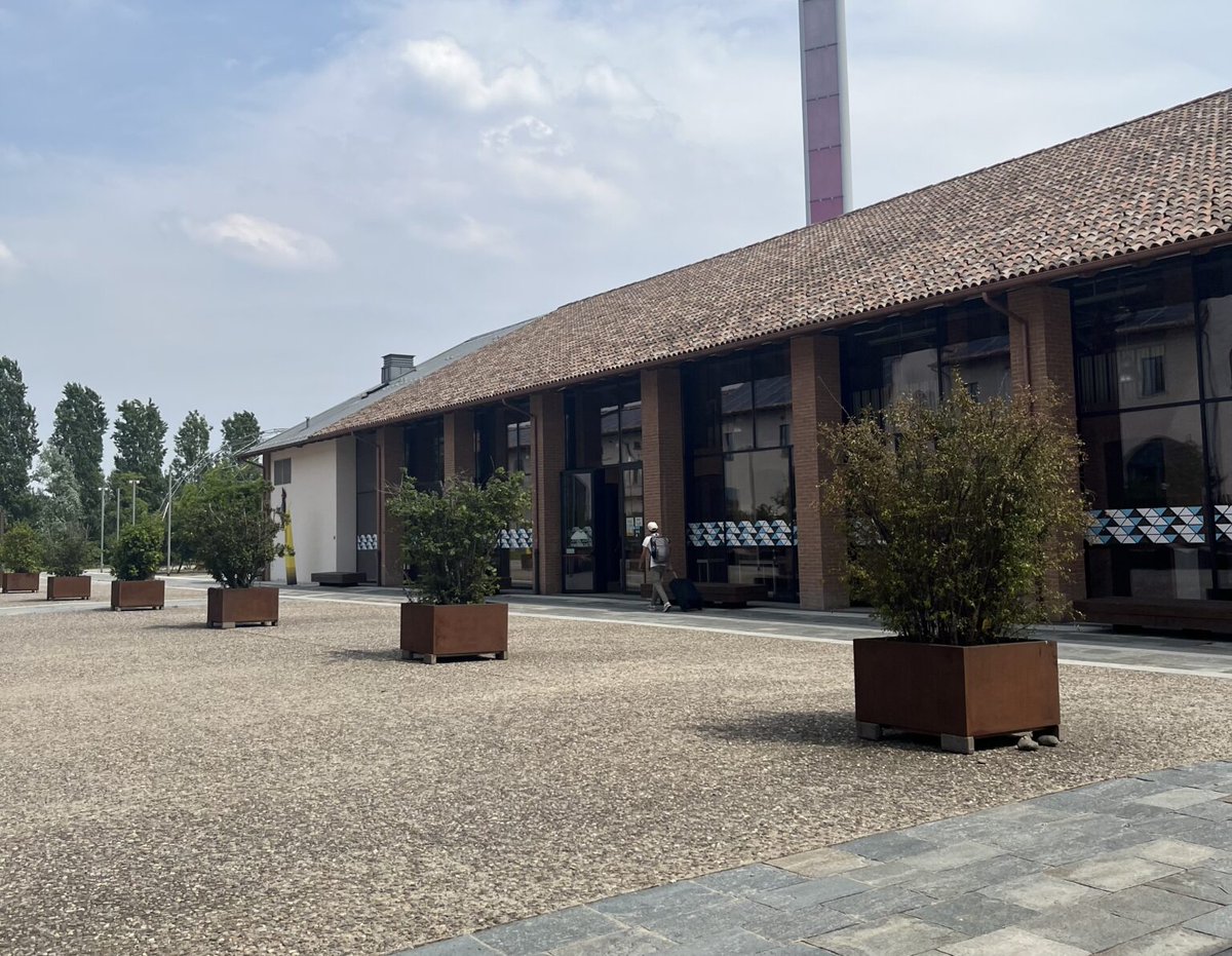 Sapevi che negli #spazi di Cascina Triulza possono essere ospitati eventi, iniziative e conferenze? Scopri le modalità di richiesta e utilizzo spazi sul nostro sito: fondazionetriulza.org/spazi-eventi/