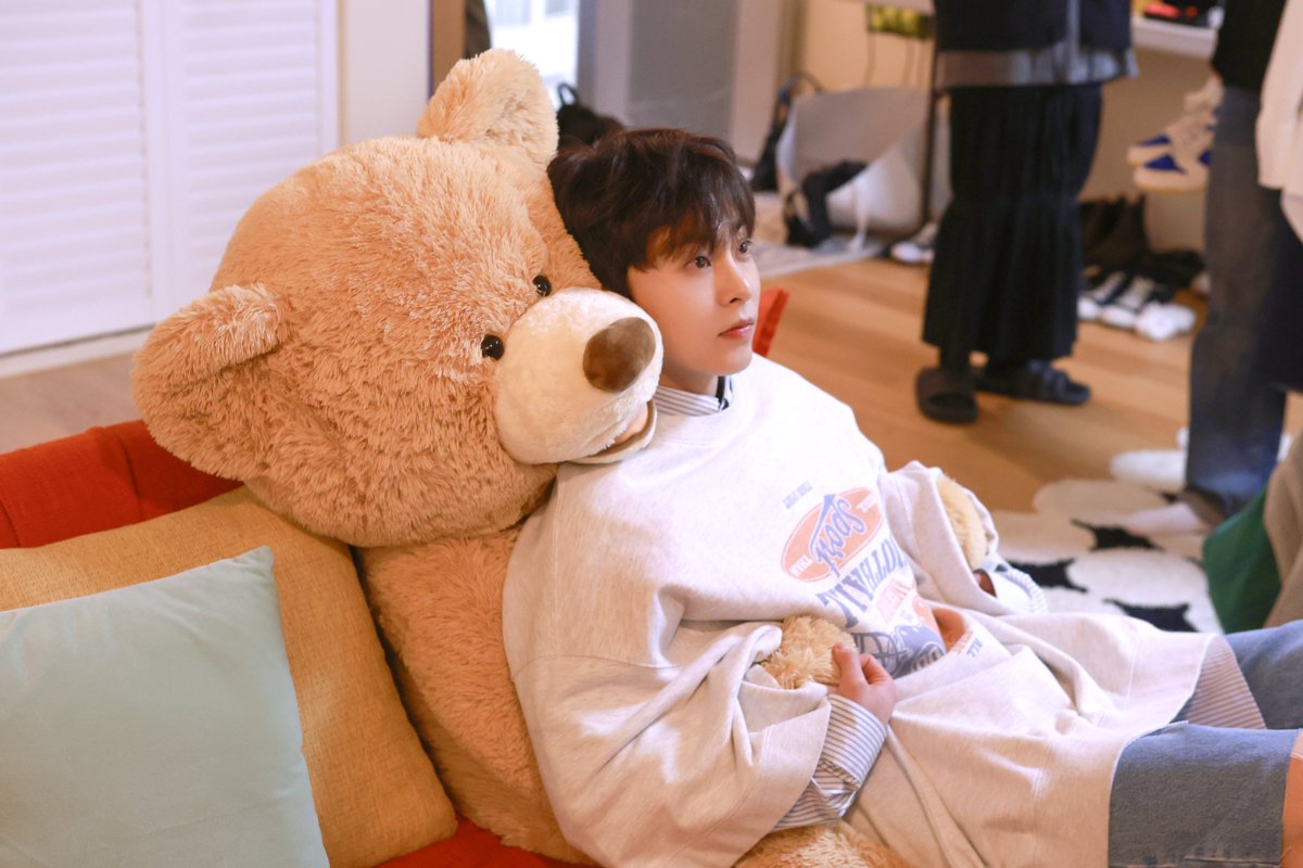 XIUMIN_official tweet media