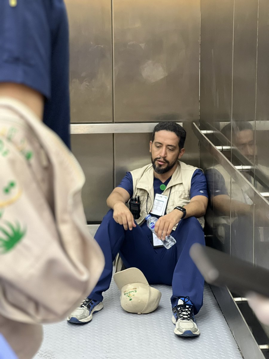 doctorloay's tweet photo. لقطات من العمل في #حج هذا العام لفريق #Saudi_DMAT https://t.co/lcgzzWaD5r