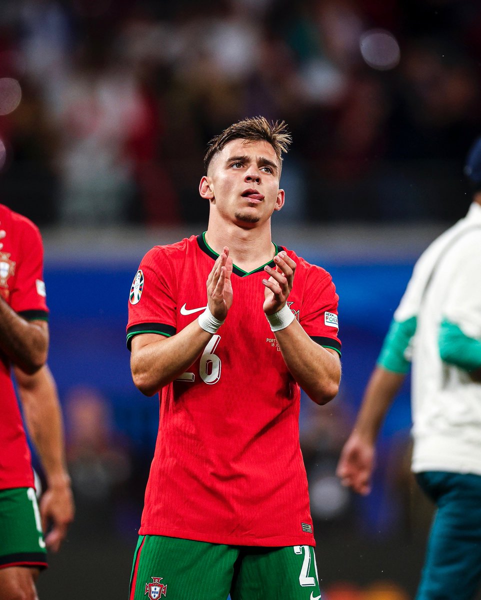 FConceicao7's tweet image. Sem palavras!
Obrigado Portugueses, seguimos juntos 🙏🏼🇵🇹