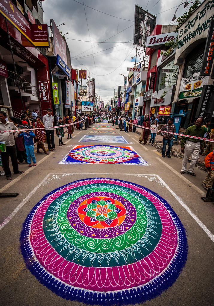 Gun_Sarkar's tweet photo. After festival......
Difference is clear #Islam #Hindu #NalandaUniversity #Bihar #hearwave #Eid
Our street.✨                       Theirs street...😥 https://t.co/45JU0kveNU