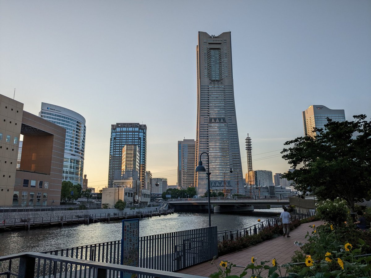 scale045's tweet photo. #マジックアワー #イマソラ 
この季節の...この時間がとても好きです✨ https://t.co/xLJWk6jJBH