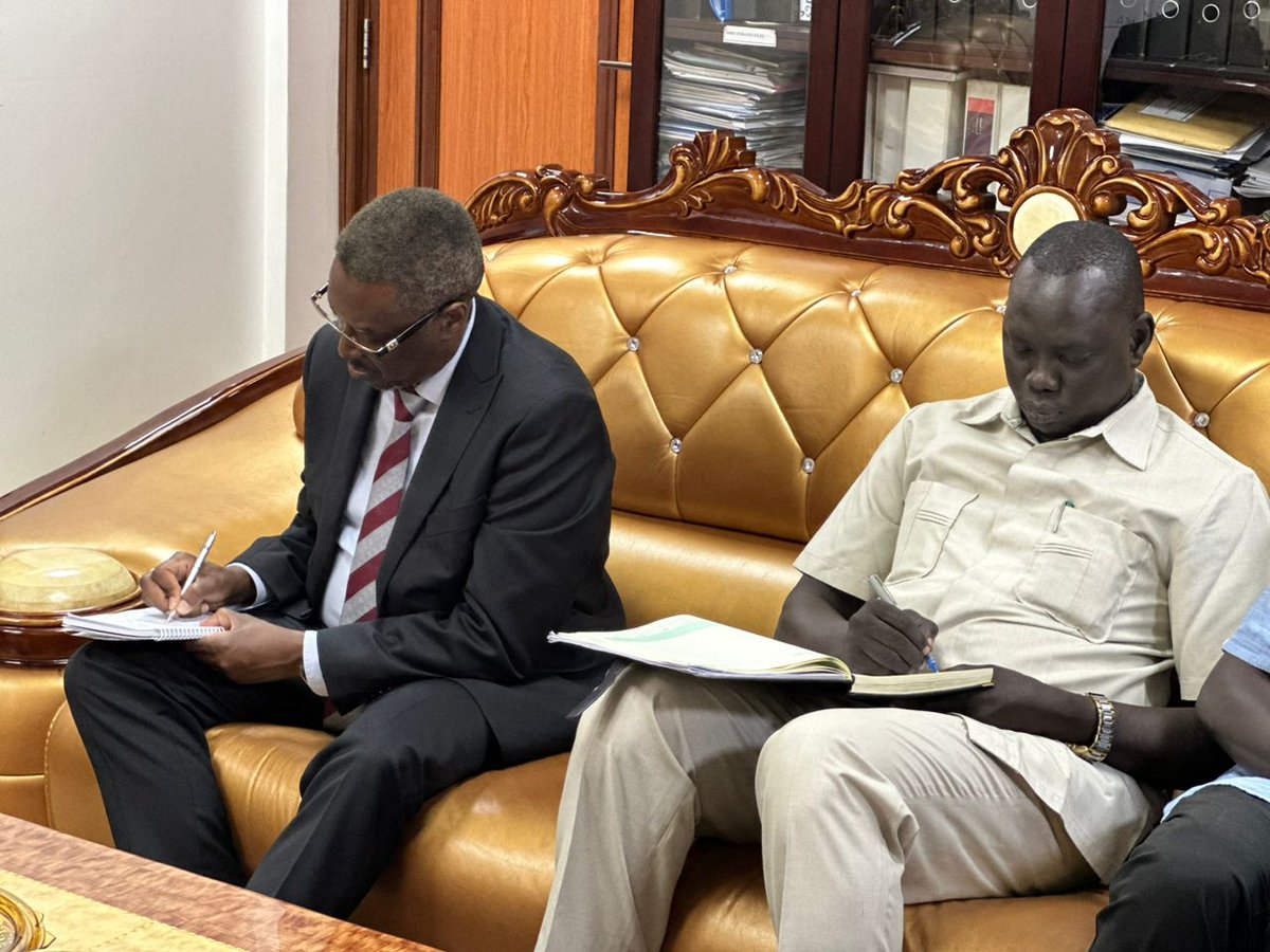 Ministry of Health Republic of South Sudan (@mohrss2011) on Twitter photo Hon. Minister @YolandaAwel met with <a href="/TheGlobalFund/">AFTER THIS - EVERYTHING PALES INTO INSIGNIFICANCE</a> to discuss progress in fighting HIV/AIDS, TB & Malaria.
Great teamwork & a 70% absorption rate of grants!
Together, we're building a stronger health system for all South Sudanese.
#HealthForAll #ThankYouGlobalFund Hon. Minister @YolandaAwel met with <a href="/TheGlobalFund/">AFTER THIS - EVERYTHING PALES INTO INSIGNIFICANCE</a> to discuss progress in fighting HIV/AIDS, TB & Malaria.
Great teamwork & a 70% absorption rate of grants!
Together, we're building a stronger health system for all South Sudanese.
#HealthForAll #ThankYouGlobalFund