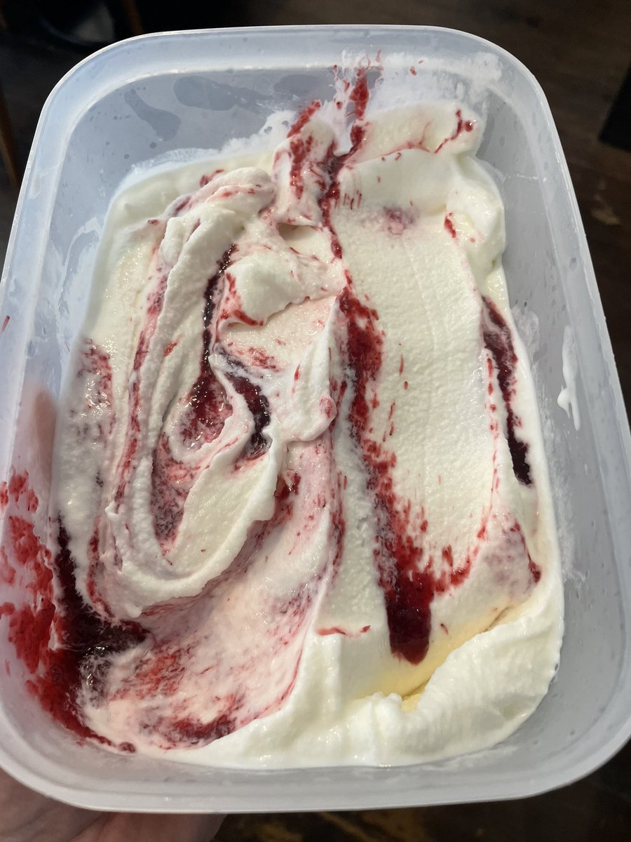 RupertLawrence4's tweet photo. A massive haul of yamamomo (bayberry) from the garden. They taste like a sweet/sour strawberry with a bayleaf spice.. Turned them into a pure and mixed it through a yoghurt sorbet to start.. https://t.co/nO0E4HEPrl