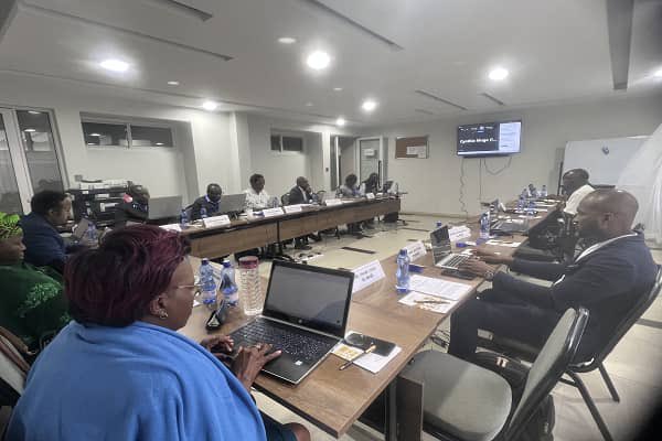 au_ibar's tweet photo. AU-IBAR &amp; @ILRI are hosting a hybrid Expert Write Shop in Naivasha, Kenya, June 18-21, 2024, under #RAFFS Project. Drafting memoranda for #livestock in Post-Malabo #CAADP, experts are setting the future outlook on livestock for the next decade. 
More Info:
https://t.co/VEa39zw8W8 https://t.co/kjGZAMQHBx