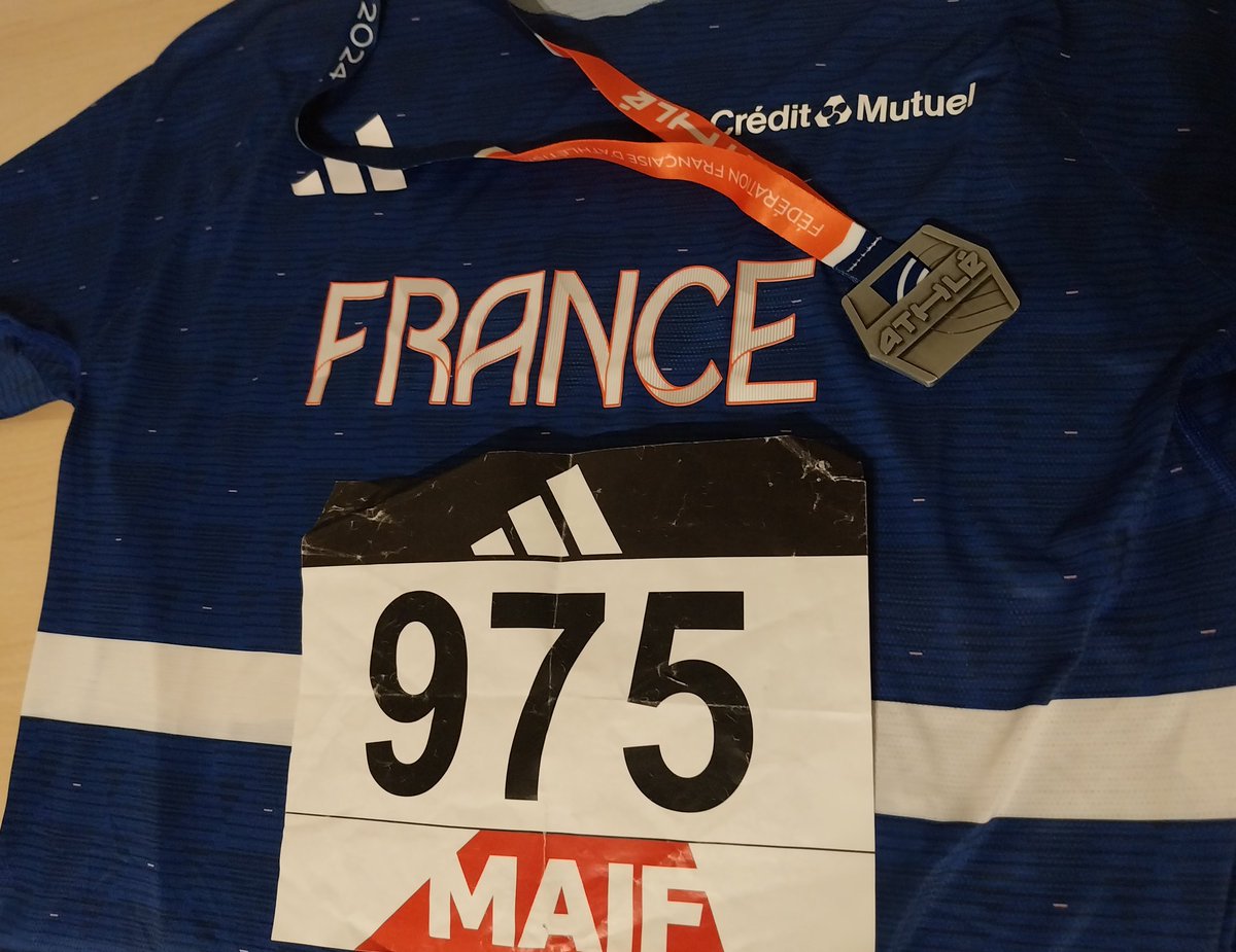 royflorian52's tweet photo. Nouveau titre en athlétisme #ffa. Je m'interroge comme ma corporation sapeur-pompier va pouvoir remplacer les #FINAT par un événement aussi rassembleur et porteur de valeurs...??? #impossible https://t.co/v9m0xcywaa