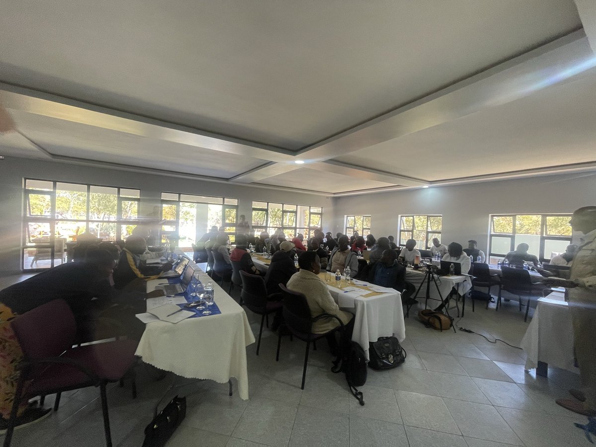 #HappeningNOW SDC monitoring visit to access the progress achieved to date by small holders farmers and social accountability monitor committees in Mutoko Rural District. 

<a href="/ActionAidZim/">ActionAid Zimbabwe</a> <a href="/SAfAIDS/">SAfAIDS</a> <a href="/zimsoff/">ZIMSOFF</a> <a href="/SwissDevCoop/">Swiss Development and Cooperation</a>