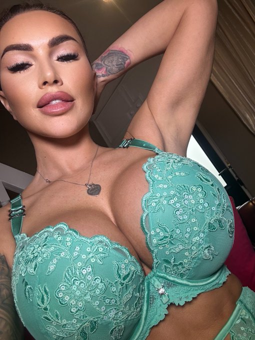 Tap RT if Wank It Wednesday is still a thing 💦 https://t.co/4zE6EKMO2z<a href="/tag/fuckmefriday"class="tags"><span>#fuckmefriday</span></a>