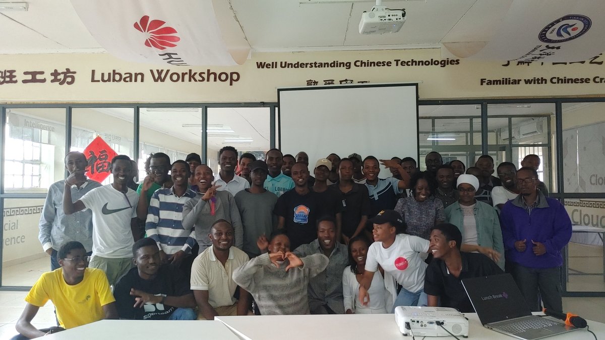 GDGoC_MksU's tweet image. Shout-out to every attendee in @kotlinconfglobal&apos;24 and the lucky winners who walked away with a copy of &quot;Mastering Kotlin for Android 14&quot; by @wangerekaharun, your enthusiasm, engagement and passion for technology made it a remarkable event🎖️
#KotlinConfGlobal
#kotlinconf
#kotlin