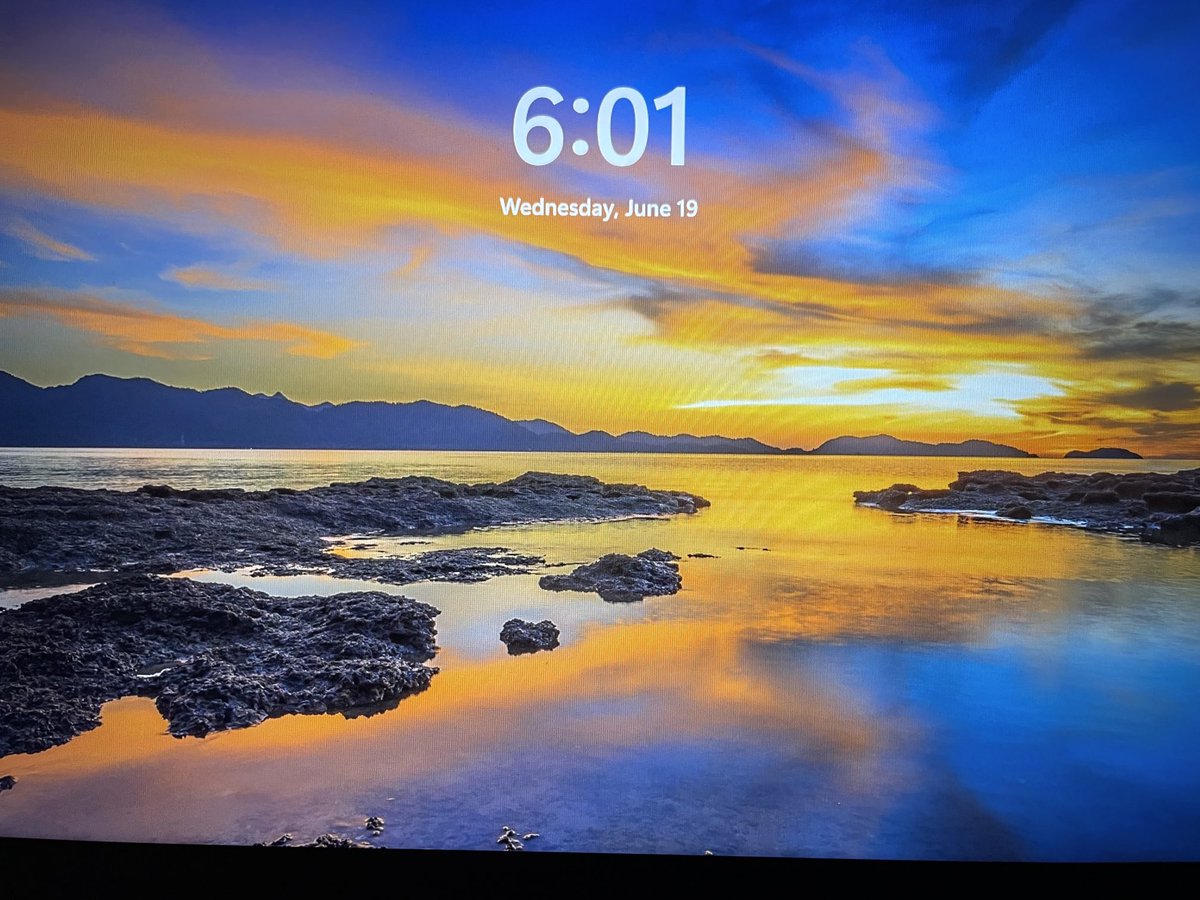 B52Winnie's tweet image. 