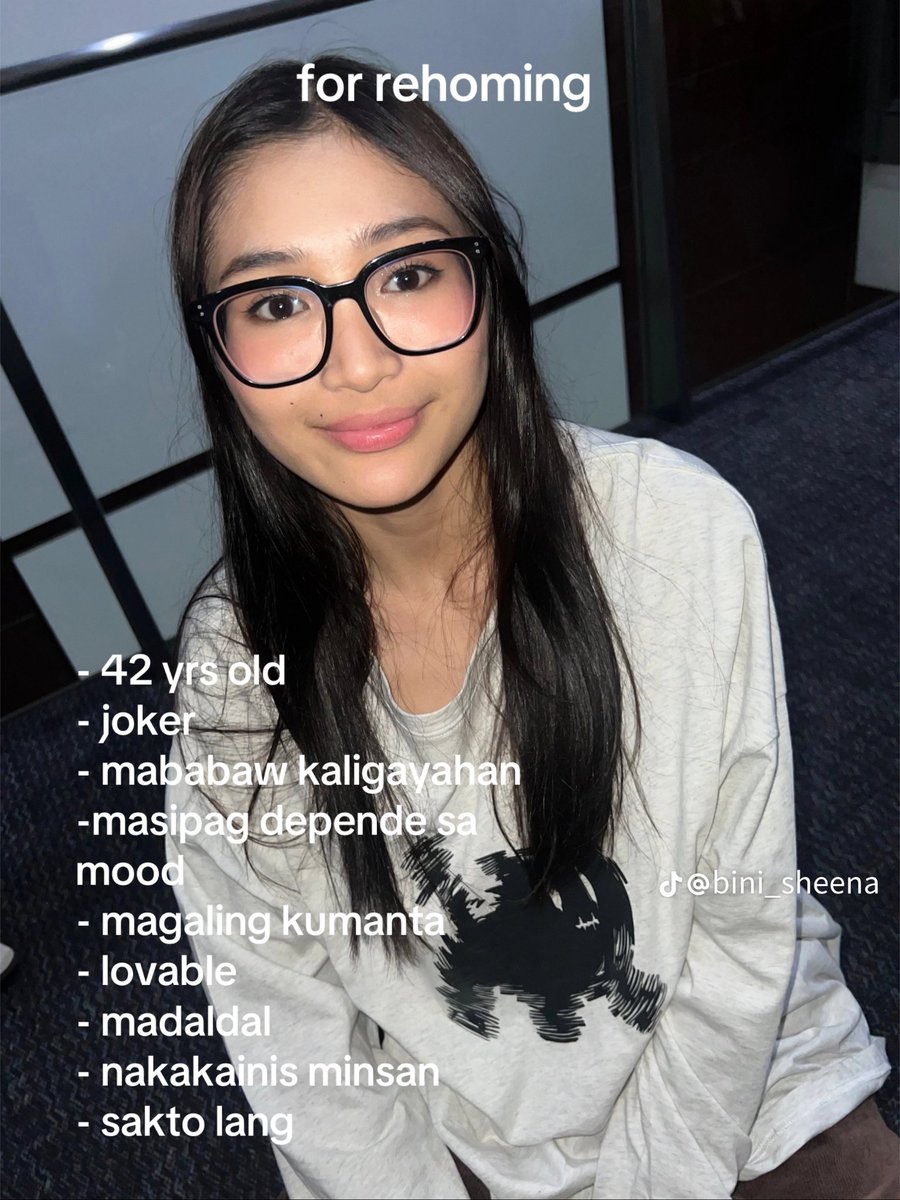 thatsmybini's tweet photo. Bakit naman ganyan @bini_sheena 😭😭
Lagot ka kay @bini_jhoanna 😂

#Biniph
#Bini_sheena
#Bini_Jhoanna https://t.co/BixCHcuNGX