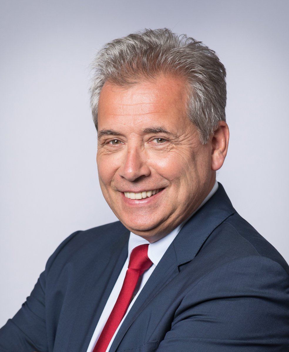 🎬 Frédéric Bôl élu nouveau Président de l'ASPIM 
« Honoré de succéder à Jean-Marc Coly et conscient des défis à venir, je suis confiant dans notre capacité collective à les relever »  
« Je souhaite à Frédéric Bôl tous mes vœux de succès » Jean-Marc Coly bit.ly/3zjEDnu