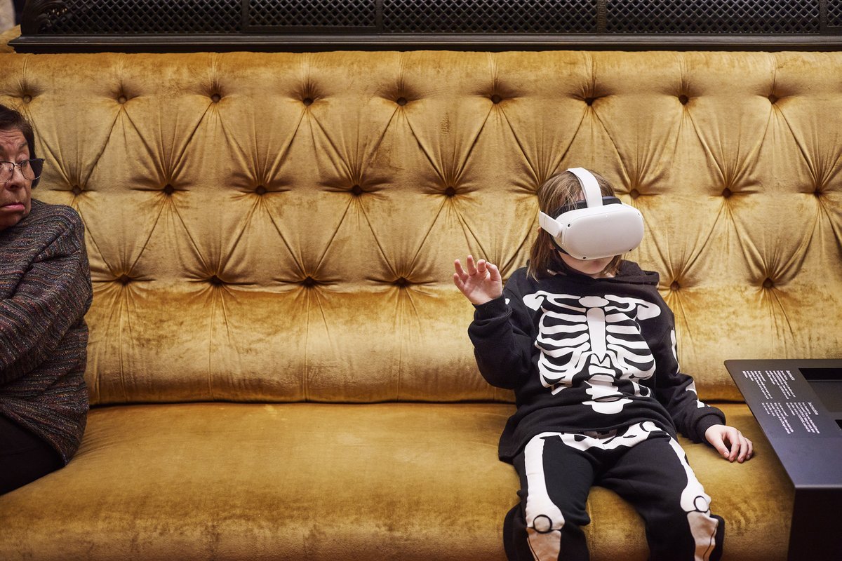 Only 2 days until our VR event at Teylers Museum! 🎟️ Join Avinash Changa from WeMakeVR, Prof. Frank Kessler, Dr. Camela L., and more as we explore the future of VR. 

Got your ticket? Share your questions or email us at hello@WeMakeVR.com. Don't miss out!  #TeylersMuseum