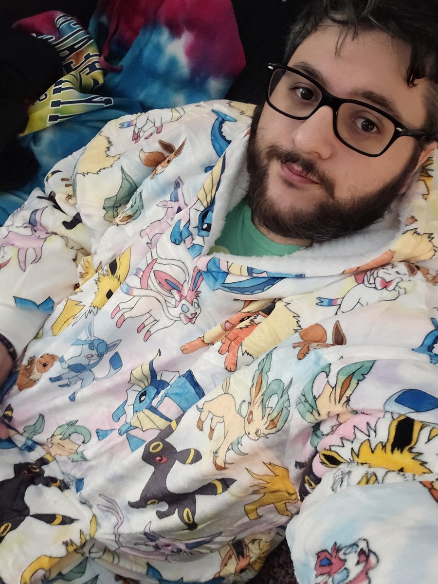 furryrybear94's tweet photo. Just a reminder that I'll be at AC this year, hit me up if you're going and wanna meet up or if you just wanna chat it up 😊 (Have a selfie just cuz) https://t.co/ajU7WAOTZS