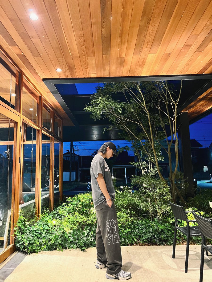 nokmust's tweet photo. ARCHIVEBOLDとWINDANDSEAコラボのスウェットパンツかなり調子良いです。サイズはLで太さも長さもいい感じりTシャツもこの夏着たかったWDSで！

#ARCHIVEBOLD #WINDANDSEA #sixtypercent https://t.co/UWjZhwSfVj