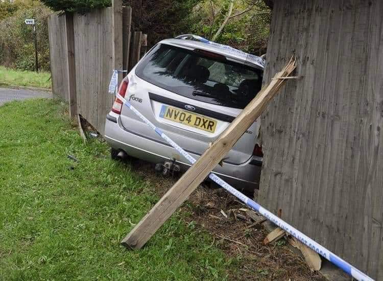MaxFarnham64's tweet photo. My wife crashed her car yesterday. She told the Police that the man she collided with was on his mobile and drinking beer from a can at the time. The Police said that the gentleman was entitled to do what ever he wanted in his own back garden.
#JeremyVine https://t.co/mR0nIiqOqt