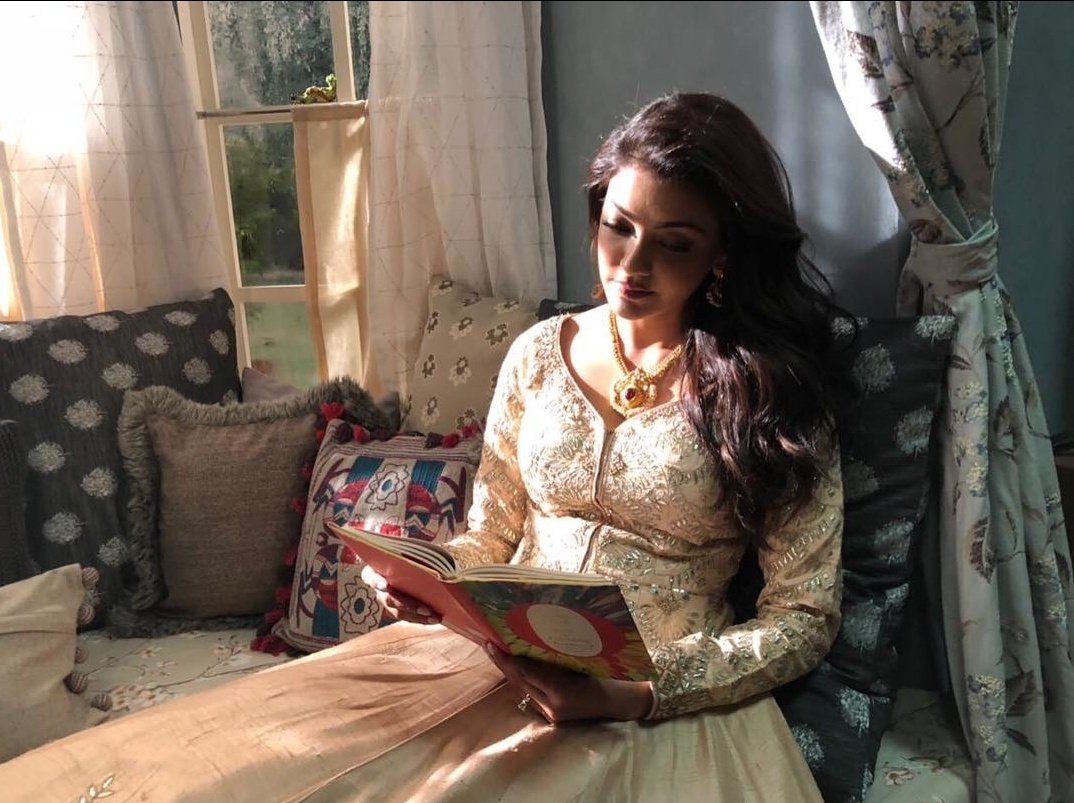 Vintage Queen 👑 <a href="/MsKajalAggarwal/">Kajal Aggarwal</a> 😍 

#HappyBirthdayKajal  

#KajalAggarwal