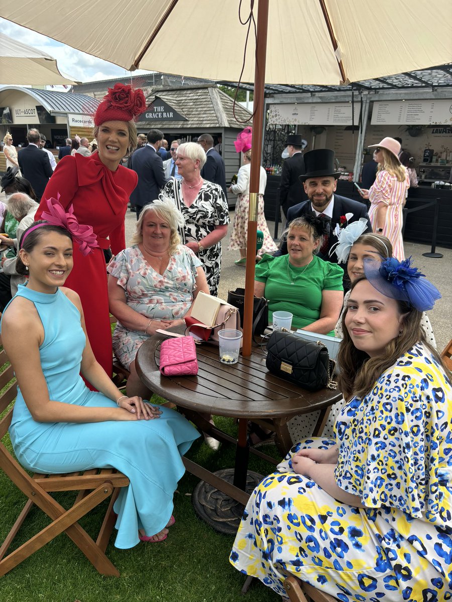 Emma Richardson (@emmaric68522361) on Twitter photo Loved meeting <a href="/CharlotteHawkns/">Charlotte Hawkins</a> & <a href="/MarkHeyes/">Mark Heyes</a> at Day one Ascot. Thank you both for making our day special xx Loved meeting <a href="/CharlotteHawkns/">Charlotte Hawkins</a> & <a href="/MarkHeyes/">Mark Heyes</a> at Day one Ascot. Thank you both for making our day special xx