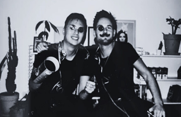 2-man team behind <a href="/cryptoringsio/">Crypto Rings | Jewelry for Men</a>. 
Raw &amp; Rugged.