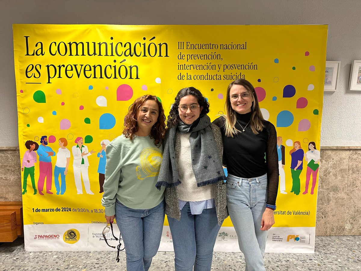 🎗️ Esta noche esaremos en la gala solidaria de la <a href="/_APPV_/">Asociación Profesional de Periodistas Valencianos</a> a beneficio de #LaNiñaAmarilla y su trabajo de prevención del suicidio 🗣️💛.
Habrá música del <a href="/Coroalameda/">Coro Alameda</a>  🎶, sorteos y más. 
Si no tienes entrada (se han agotado 😍), puedes colaborar aquí 👇
 i.mtr.cool/yvongvfibf
