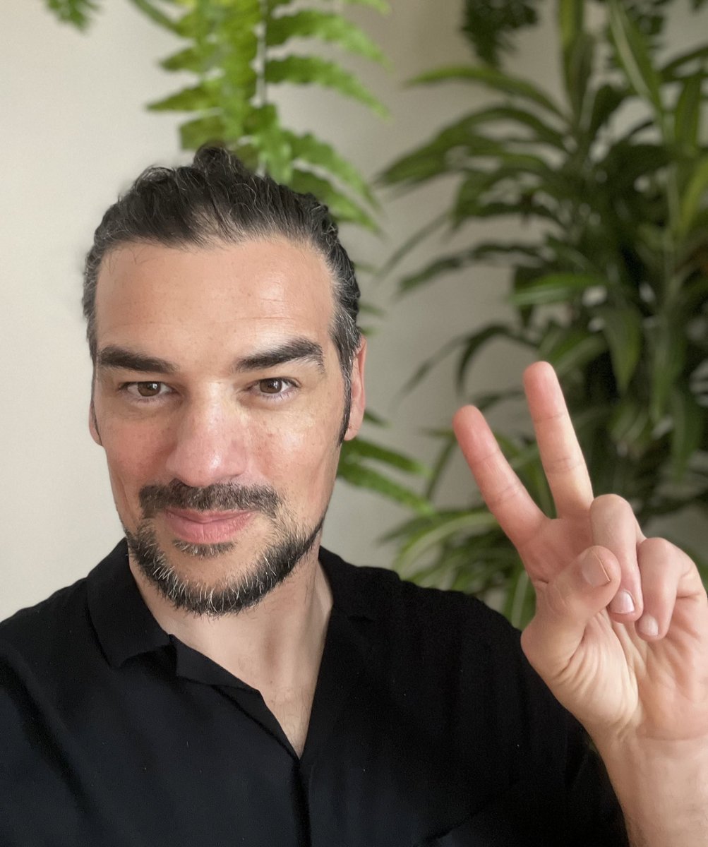 Román Tower tweet media