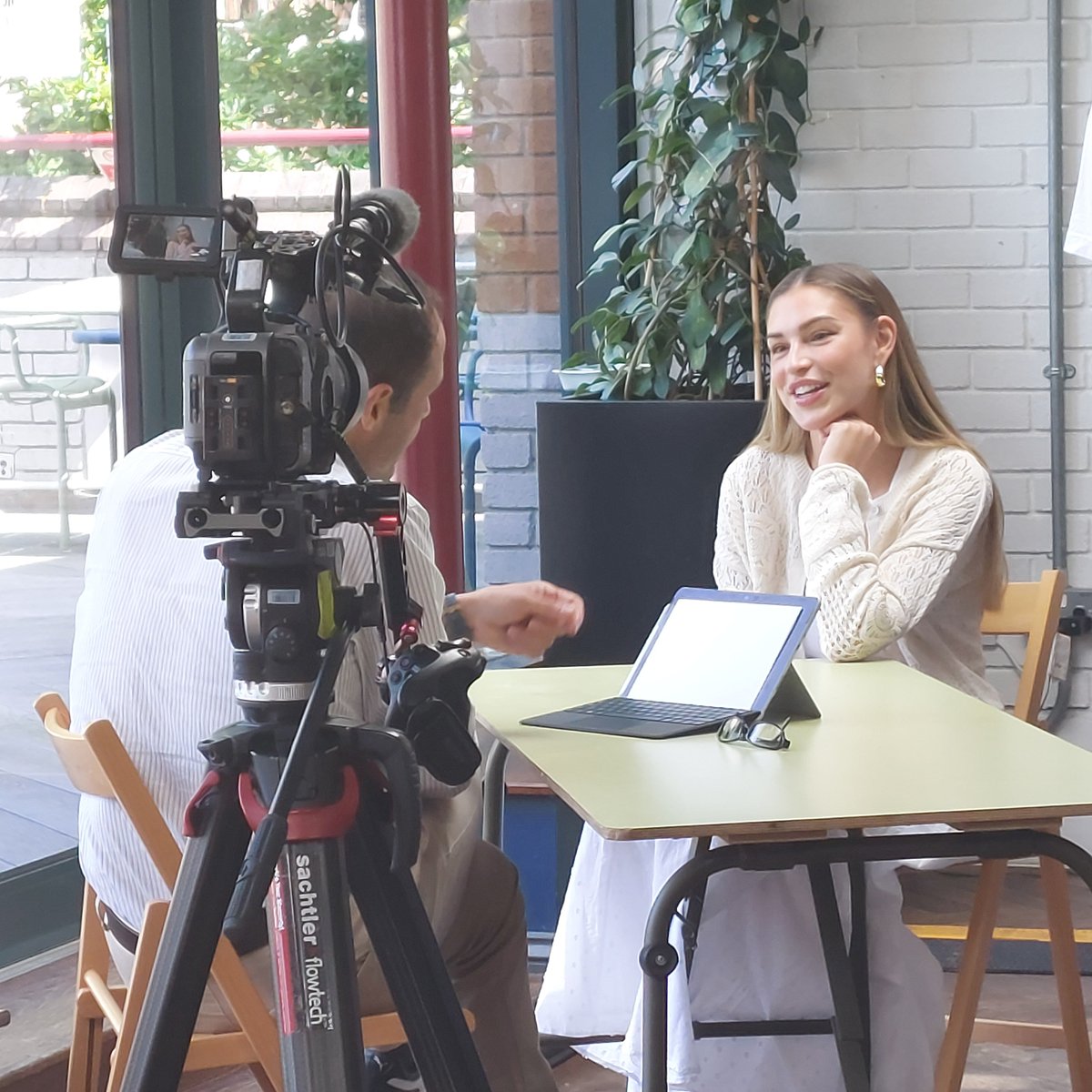 OppAttune's tweet photo. Very insightful morning

@KesiMahendran &amp; Gordon Sammut are working with @BBCMorningLive and documentary film-maker Zara McDermott 
🔸️
Thanks for fantastic investigative journalism! 
🔸️
Get engaged 
🔸️
Follow our community! https://t.co/8TtKM0ufQg