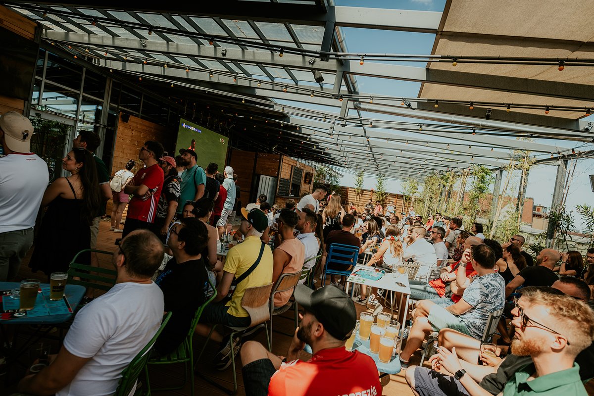 madscientisthun's tweet photo. Come and watch the #EURO2024 matches with us on big screens this week as well here in #Budapest #Hungary! PM the tagged bars via email or on FB &amp; IG for a reservation in advance:  

MADHOUSE BUDAPEST bistro &amp; bar
MAD GARDEN BUDA green patio
TETŐ BUDAPEST rooftop craft beer bar https://t.co/W4bNfKU0Ve