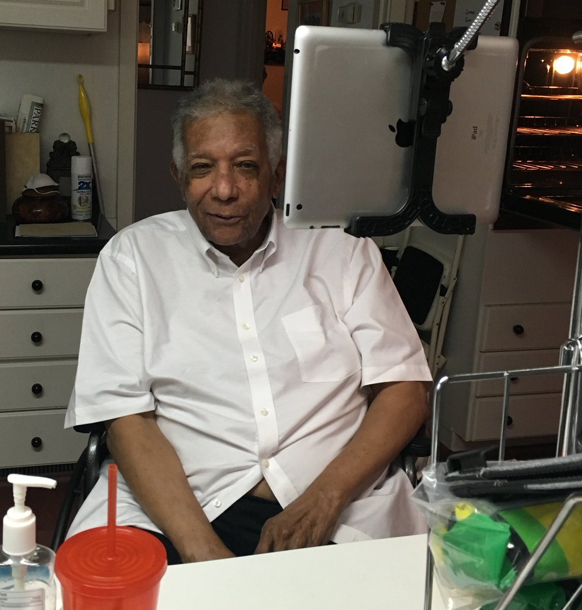CarlRobertClark's tweet photo. Grateful for the example of my father and countless others I have modeled my life after - learning from the successes and failures. Thank you for the sacrifice made on my behalf. I wish my giant, Carl Oliver Clark, a posthumous happy birthday. I am moving forward thinking of you. https://t.co/FGtFac0Yha