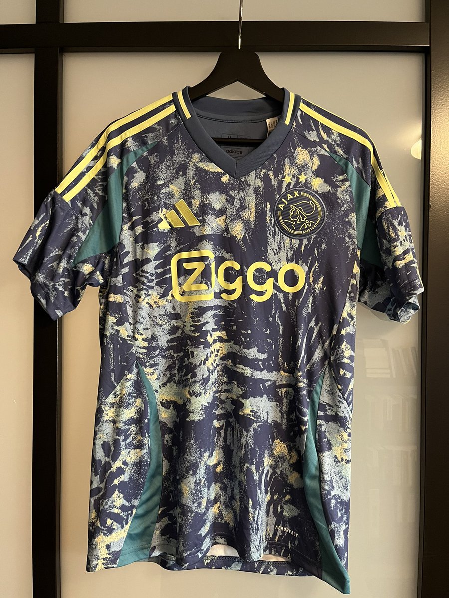 DutchKitHunter tweet media