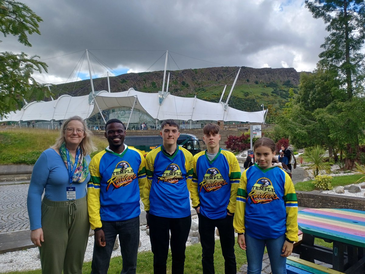 We've arrived in #Edinburgh for our  workshop at @basw_uk conference.  We're presenting a workshop about young people's experience of cycling and our work with Eileen Lauster of @durhamuniversity as part of her PHD #youthwork #greatgrowingup #tyneside #outdoors