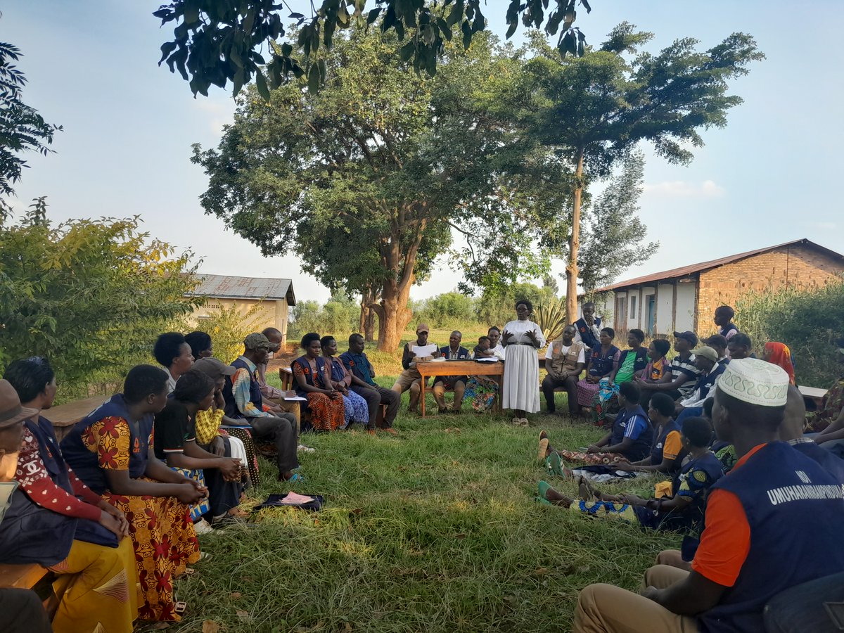 rwamrec's tweet photo. Exciting update from the @GatsiboDistrict! Leaders from MenEngage Clubs, community activists, and Village Agent Network (VAN) members gathered for a refresher on managing Village Savings and Loans Associations (VSLAs) and sustaining activism in our communities. Together, we're driving change through the #BAHO Project. #CommunityEngagement #genderequality