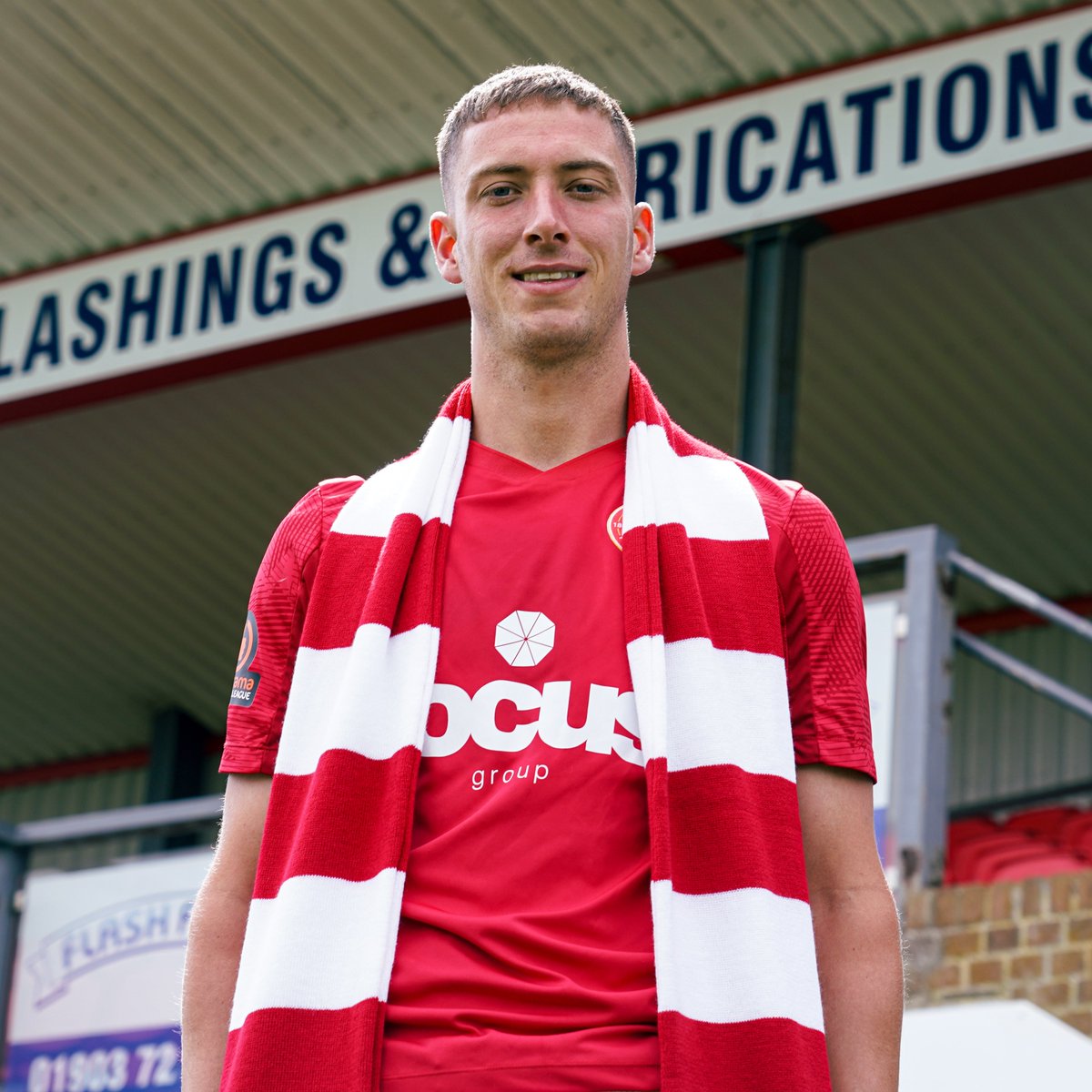 WorthingFC's tweet photo. 👋 @JakeHutchinso14 https://t.co/Qm5mMwfLJs