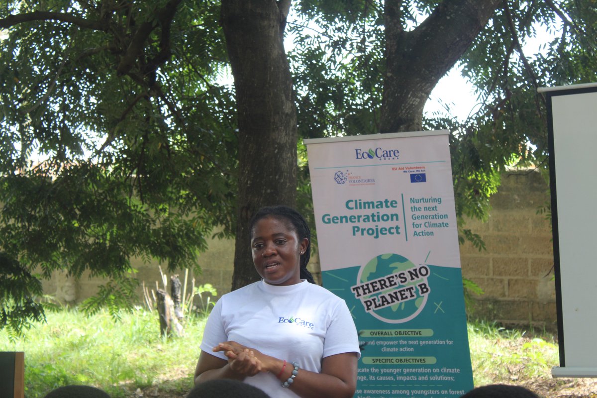 ecocareghana's tweet photo. 🌍✨We have empowered 2000 students from Namong Senior High Tech, Asuosu Community SHS, and Techiman SHS with climate knowledge through our #ClimateGeneration Project! They’re joining Climate Generation Clubs to lead sustainability efforts in Ghana. 🌱💚 #FutureLeaders #ForNature https://t.co/atiNqrABRj