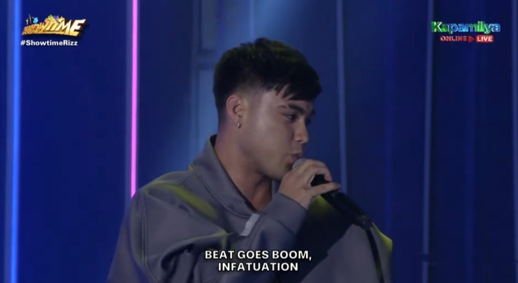 celiiiiine13's tweet photo. Bailey May is back on it's showtime and he is glowing. happy to see him perform again plusss parang mas nag improve din tagalog niyaaa sksks https://t.co/u9qDX3IpDE