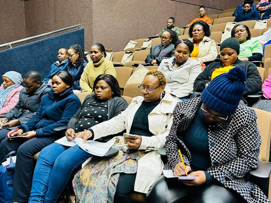 CharlotteMaxJAH's tweet photo. In pictures: CMJAH, Cluster Pressure Injury Prevention Workshop with a person-centred approach in partnership with ArjO.
#presssureinjurypreventionworkshop
#CMJAH
#GPHealth https://t.co/B1MeH6Tq8I