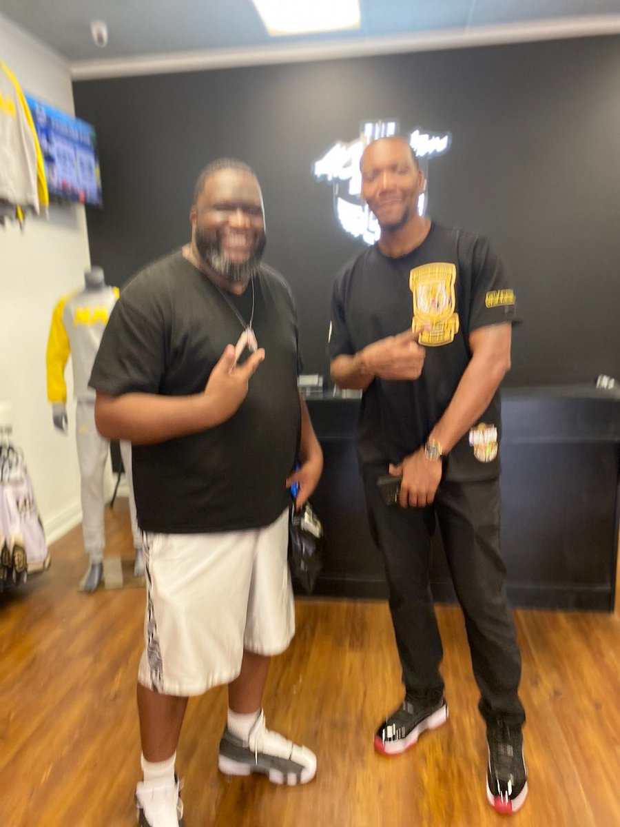 thealcstore's tweet image. “Your trust in us motivates us to deliver our best. Thank you for being amazing customers!” #AnthonyLawrenceCollection #TheALCollectionStore