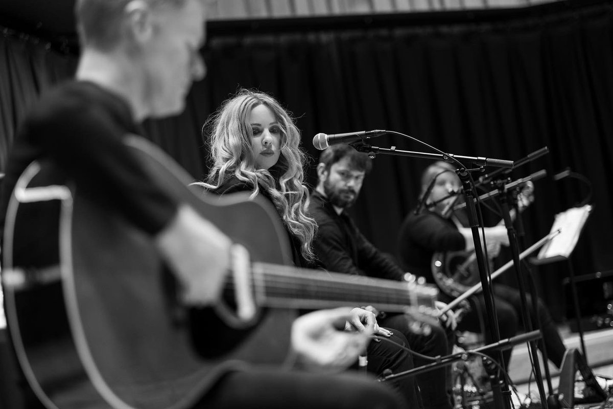 We are coming to the beautiful 
<a href="/ArasInisGluaire/">Áras Inis Gluaire</a> 

July 27th 

Nightvisiting 

with Tim Doyle, Mike Brookfield and Claire Sherry

Tickets ➡️ arasinisgluaire.ie/main/