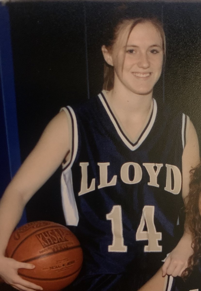 tablock1422's tweet photo. Once a juggernaut, always a juggernaut. 💛

I could not be more excited to join Lloyd Girls Basketball 🏀 coaching staff! So happy to be back with my girls and help a program that means so much to me. Let’s go Juggs!! 🤩 https://t.co/in8WpLBVtv
