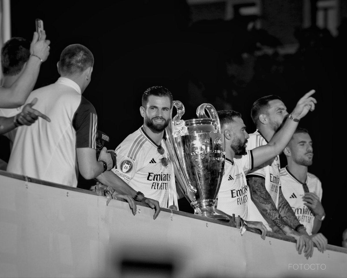 fotocto's tweet photo. @nachofi1990 @lukamodric10 @ToniKroos @DaniCarvajal92 @realmadrid @realmadriden 1 like y sigo subiendo más de las que hice ese día 🥹 (tome como 700 😂) 
@nachofi1990 @realmadrid @realmadriden @ChampionsLeague https://t.co/qhL9IPDUmb