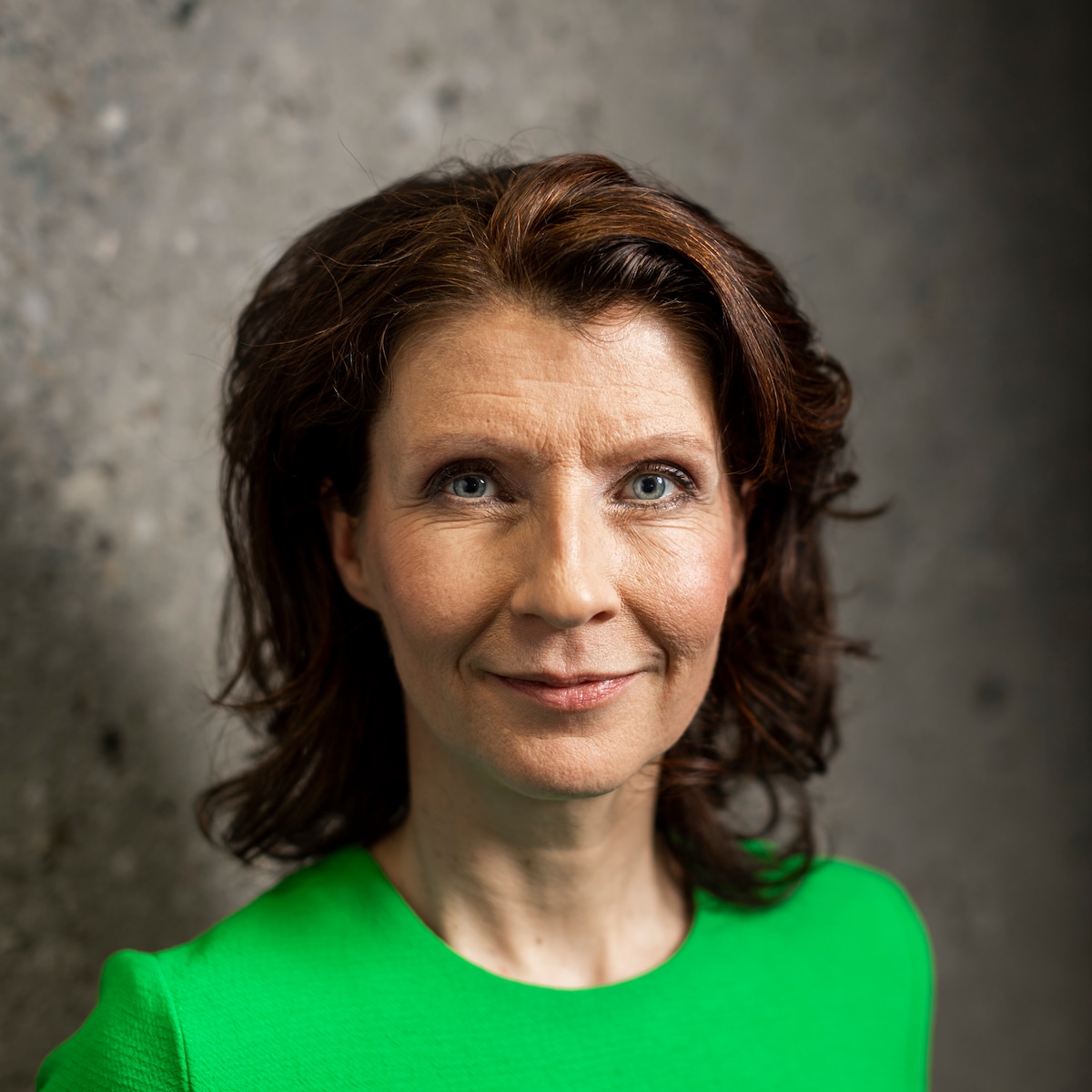 Ik roep al jaren dat ze knettergek is. Binnenkort gaat dit bipolaire konijn fuseren met DENK en samen slachtfeesten en antisemietelen.