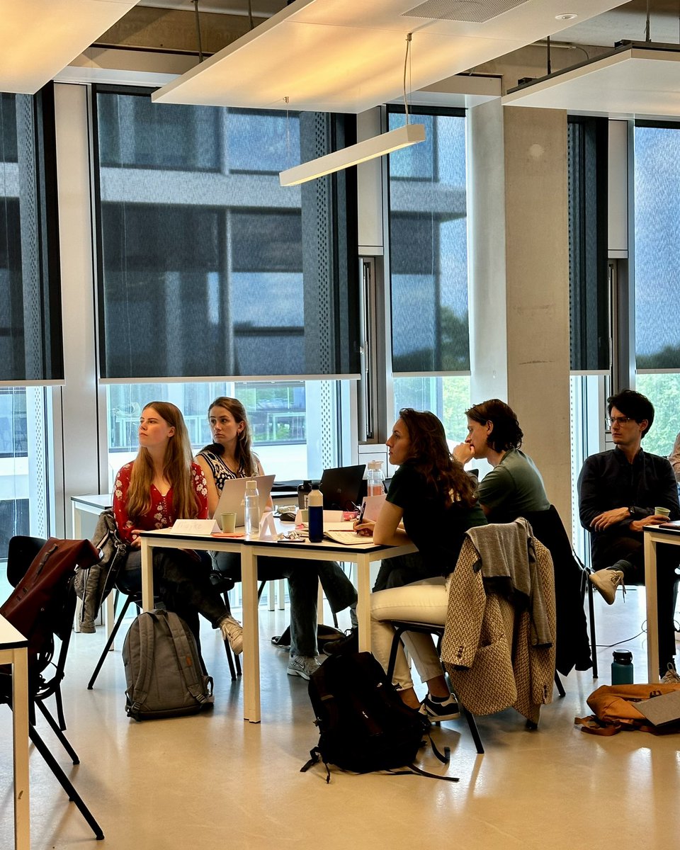 ODISSEI_nl's tweet image. The 2nd day of the #machinearning training by @eScienceCenter and the 3rd day of our summer school🤓

#SICSS #summerschool