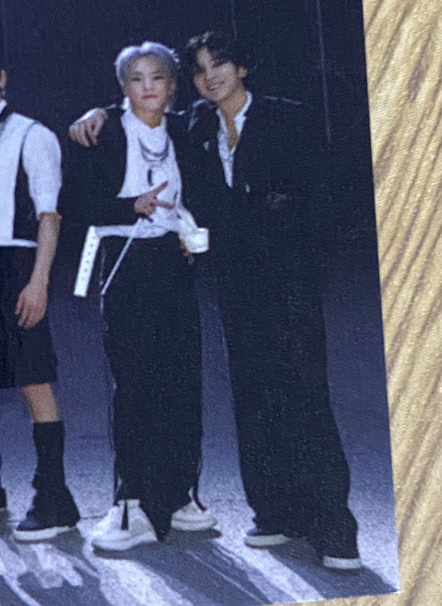 soonwoo_log's tweet photo. soonwoo in their own corner https://t.co/vgHGZAIqaR
