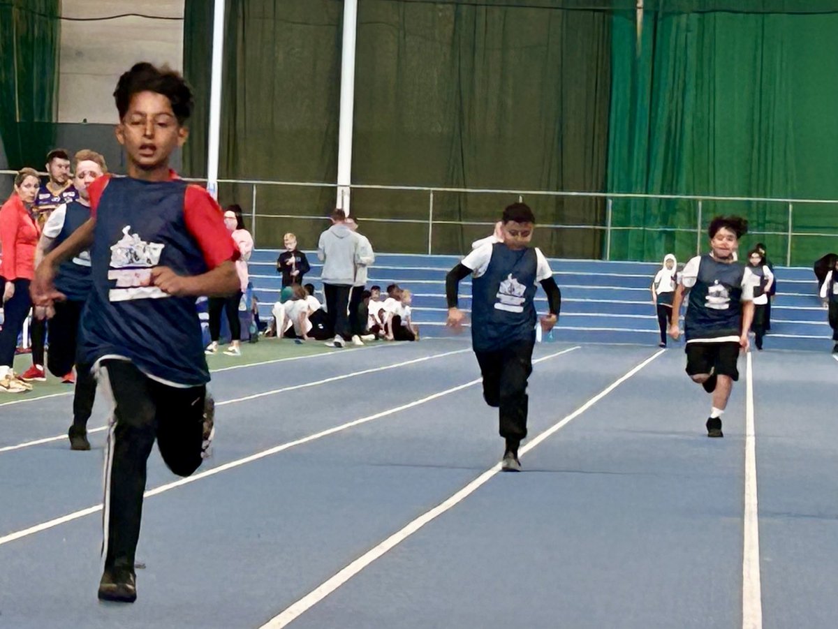 AstreaPromise (@astreapromise) on Twitter photo Team <a href="/BWA_Sheffield/">Byron Wood Academy</a> are bringing the healthy competition to the 60m this morning 🏆 Team <a href="/BWA_Sheffield/">Byron Wood Academy</a> are bringing the healthy competition to the 60m this morning 🏆