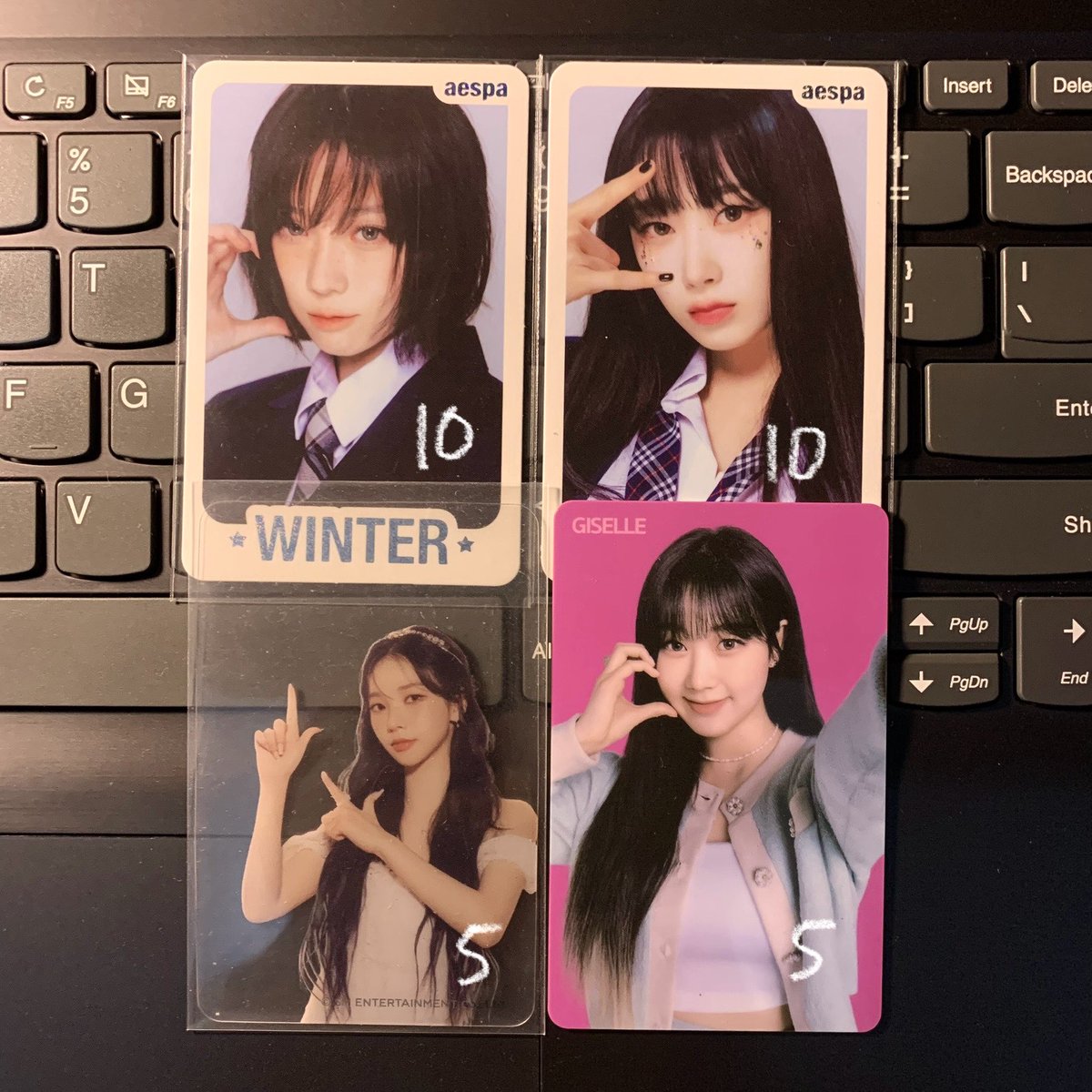 wtszn's tweet photo. wts / want to sell aab giselle

★ bisa each tp prefer banyakan
★ exclude admin dan packing fee
★ shipping from jogja, ina
★ check out through 🍊 
 
t. aespa giselle winter potd cgv qq 100k won hoodie drama tuspi sg22 epoxy my world https://t.co/swoSmJvCHF
