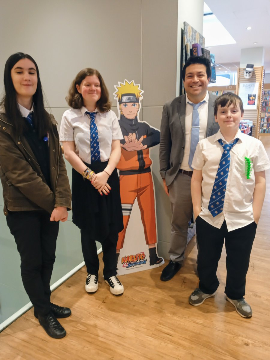 A great selection of books chosen today at <a href="/WaterstonesGla/">Waterstones Glasgow</a> - thanks to Mr Sharp for coming along to help out 📚📚📚 <a href="/Paisley_Grammar/">Paisley Grammar School</a> <a href="/PGSEnglish1/">Paisley Grammar School English Department</a>