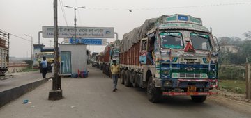 ঈদের ছুটি শেষে বেনাপোল বন্দরে আমদানি-রপ্তানি শুরু