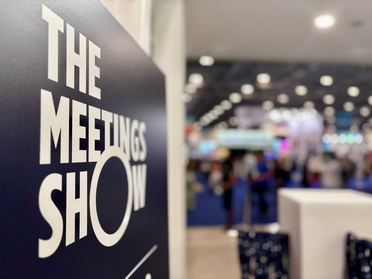 ExceLLondon's tweet image. It's the opening day of The @MeetingsShow here at #ExCeLLondon 

Our very own James Rees &amp;amp; Jamie Harvie have already been speaking during the #TeamsEurope panel, whilst the ExCeL stand (D40) looks amazing thanks to our partners #Standbuilder 

Meanwhile, we're also hosting the