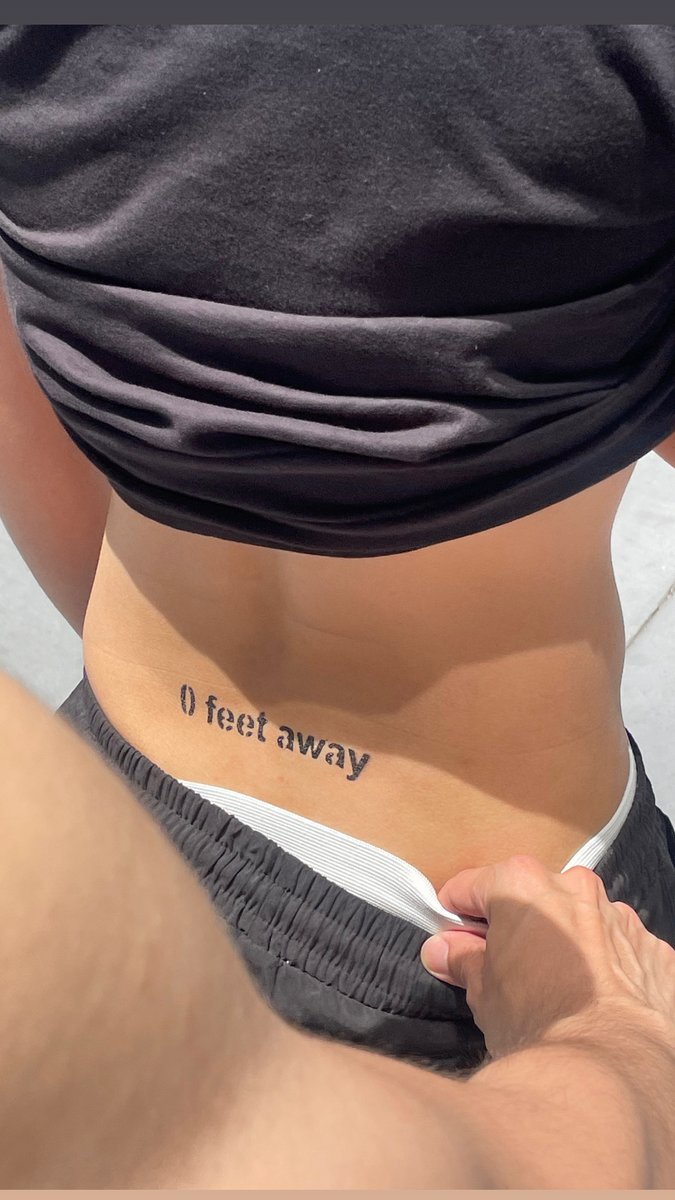 BreakHimX tweet media