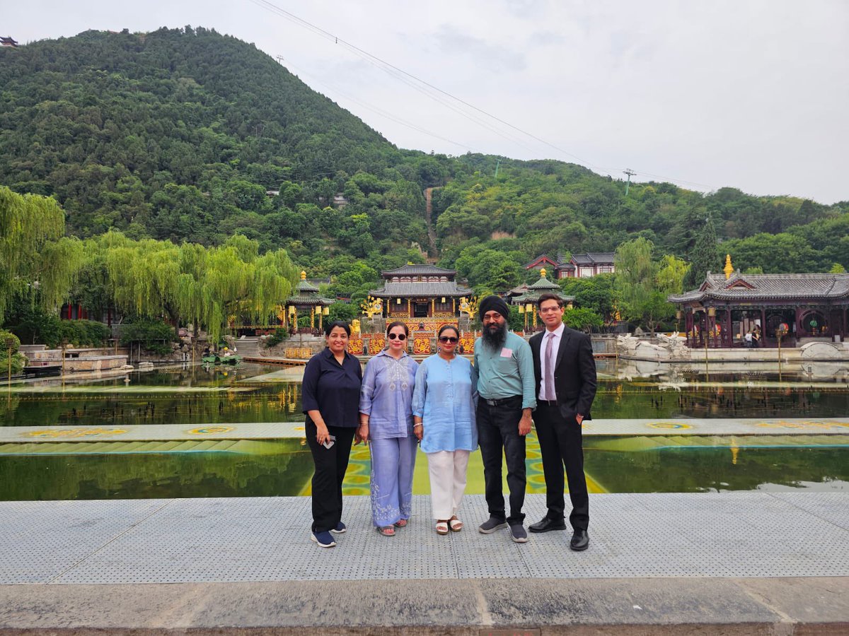 AOCC 2024 Xi’an China …we learn, we share, we enjoy and we are prized too….<a href="/dr_singh_gastro/">Arshdeep Singh</a> <a href="/dr_ramitmahajan/">Ramit Mahajan</a> <a href="/kiransondhi/">Kirandeep Kaur</a> <a href="/Sudhakarritu/">Ritu Sudhakar</a> <a href="/DMCH_Ludhiana/">DAYANAND MEDICAL COLLEGE & HOSPITAL</a>