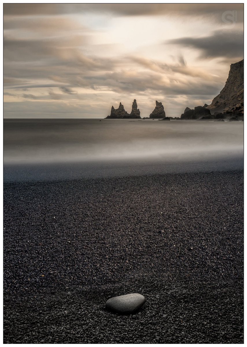 sugdenphoto's tweet photo. Image from this weeks video: https://t.co/okOloKb3tr
Reynisdrangar, Iceland.
If you find the time to watch, please consider liking and subscribing 🙂
#landscapephotography #photography #vlog #iceland #iceland_photography #reynisdrangar #Beach #Sky #Sea #Outdoors #long_exposure https://t.co/c2WnZQ8b0k